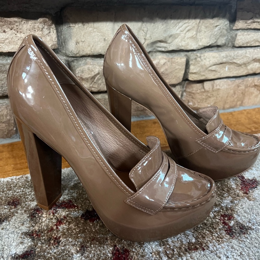 Patent beige Topshop block heeled loafers size 39